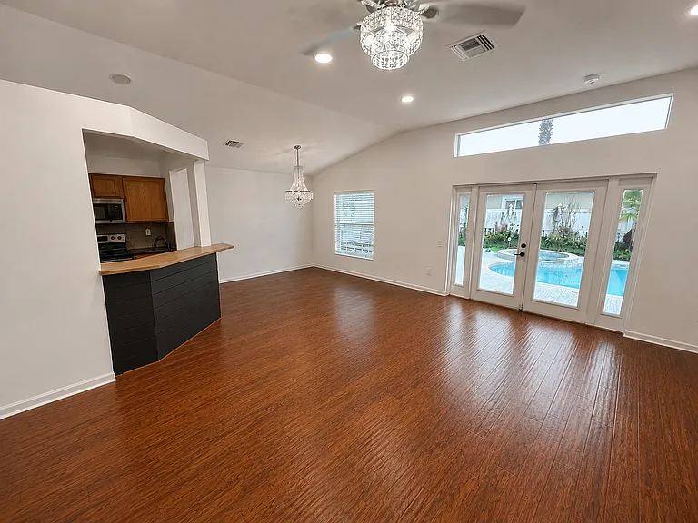 5244 Algerine Pl — Photo 4
