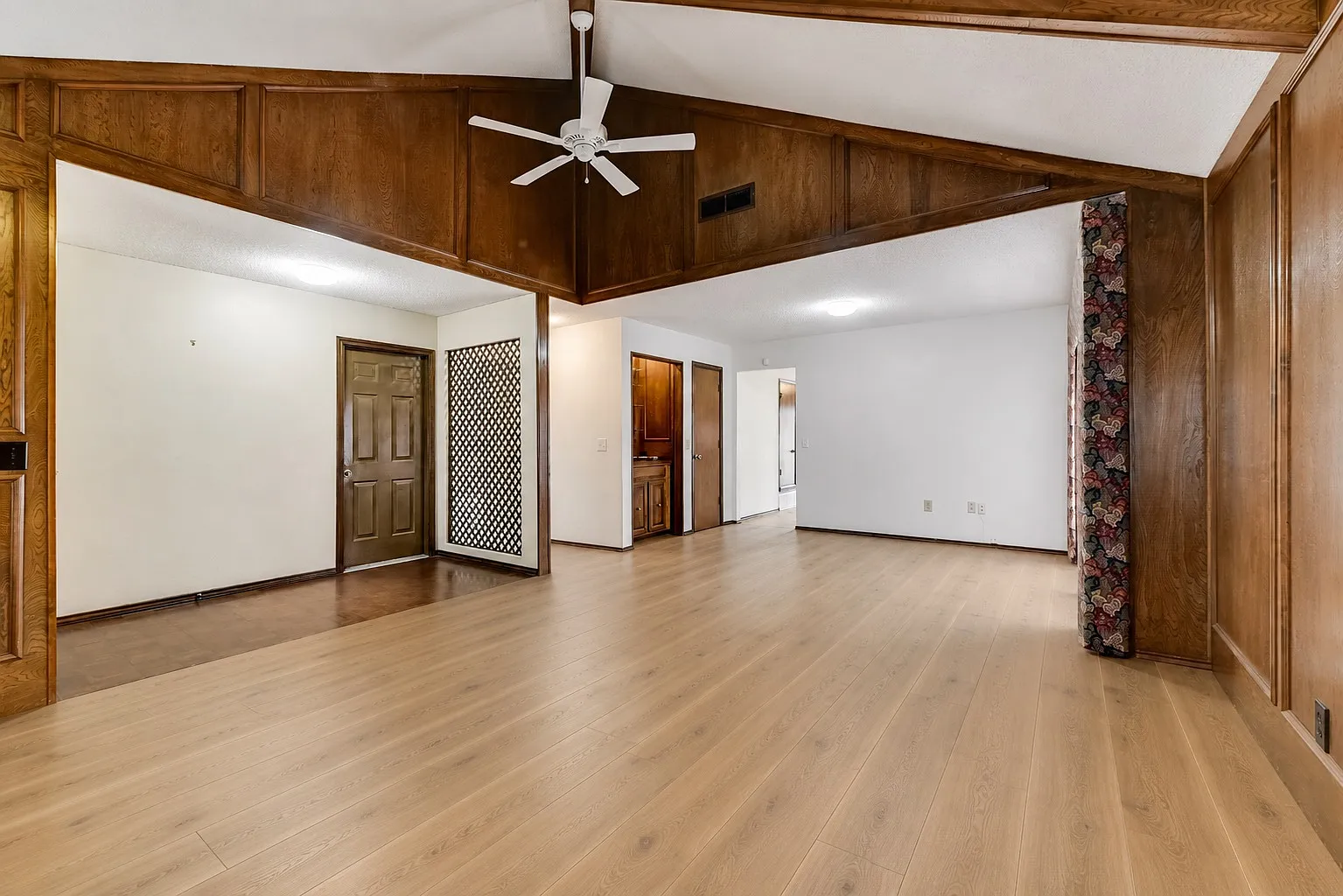 3 bed, 1747 sqft, $2,200 — Photo 3
