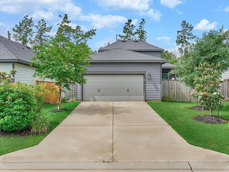 222 Thistle Dr — Photo 45