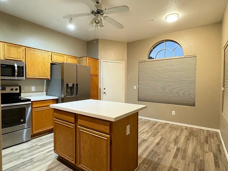 7443 W Via Del Sol Dr — Photo 9
