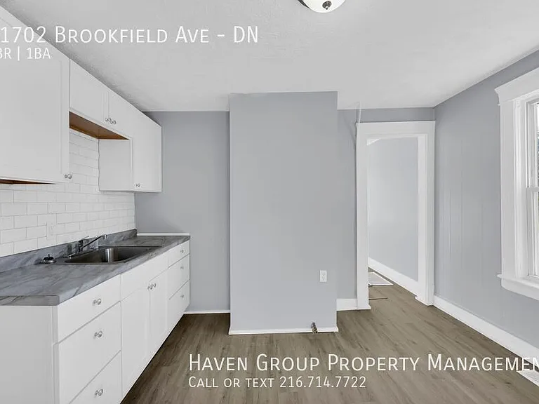 11702 Brookfield Ave #DN — Photo 8