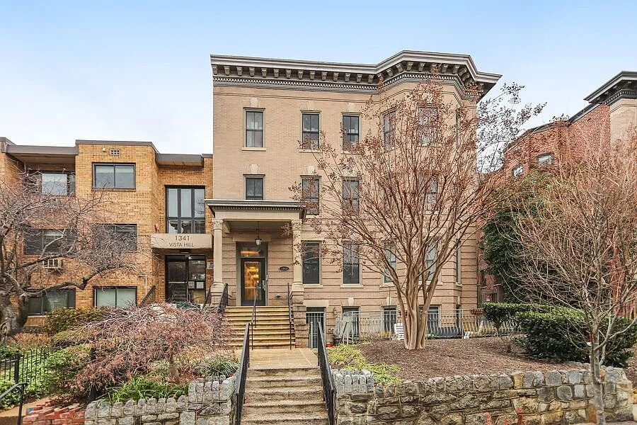 Building Photo - 1323 Clifton St NW #13