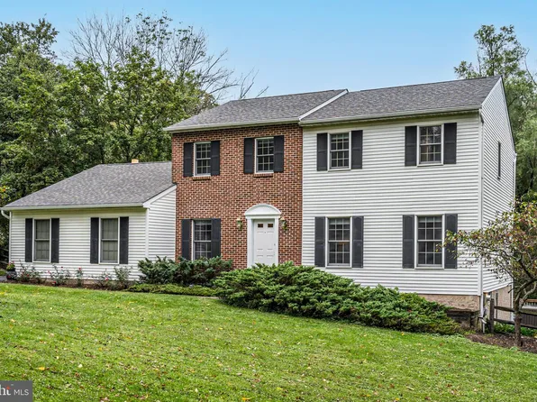 3 Aiman Cir, Dresher, PA 19025