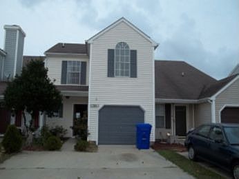 1st image of 180 Wexford Dr E