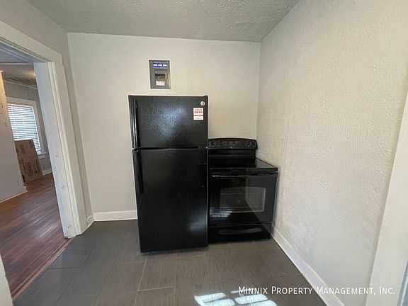 3rd image of 1506 S Ong St