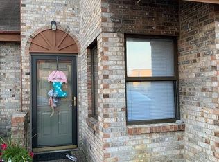 629 Chuck Gray Ct, Owensboro, KY 42303