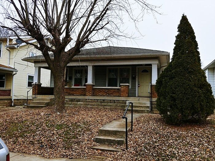 1st image of 821 N Bradley Ave #821