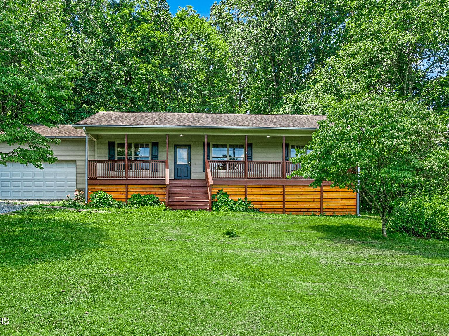 4819 Hillard Ln, Strawberry Plains, TN 37871 | Zillow