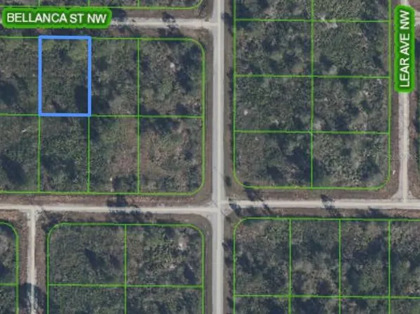 324 Bellanca St NW #8, Lake Placid, FL 33852