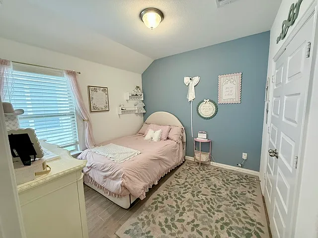 2036 Meliana Dr — Photo 13
