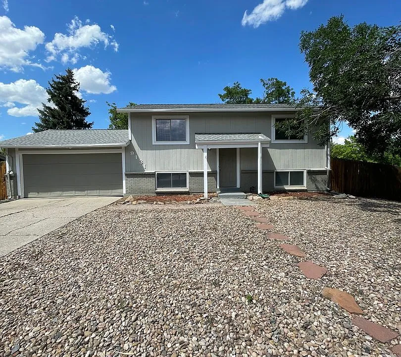 9131 W 90th Pl