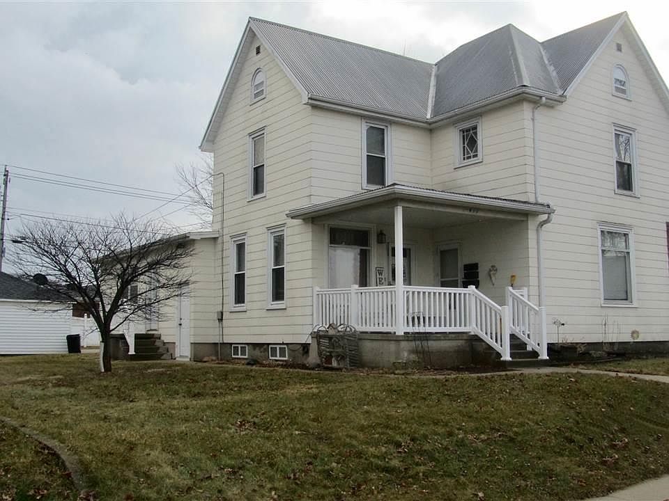 1st image of 411 1st Ave E