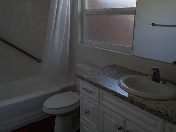3rd image of 474 Avenida Ortega #8