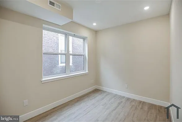 3345 N 19th St #3R — Photo 12