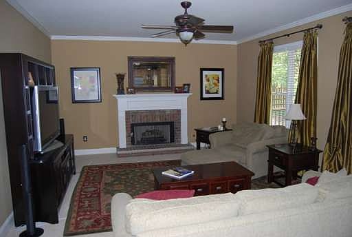 2nd image of 313 Woodbrook Crst
