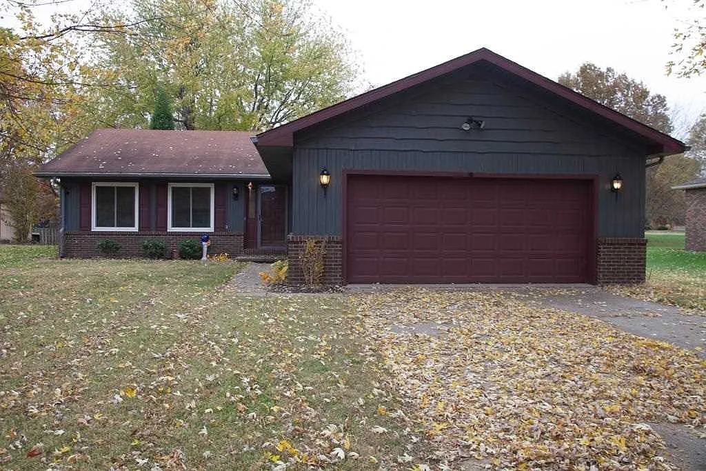 8688 Arcadia Dr photo 1