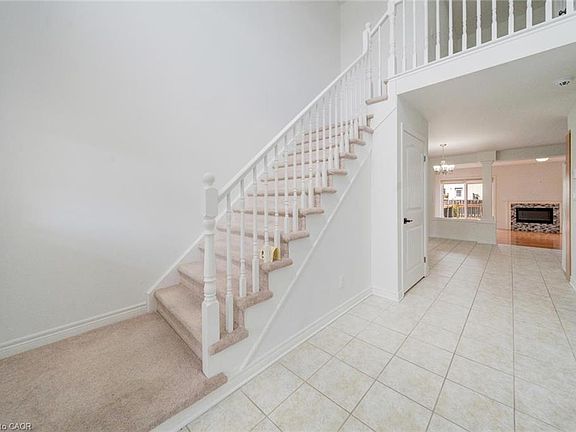 5th image of 8435 Kelsey Cres