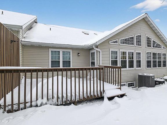 4th image of 185 North Musket Ridge Drive