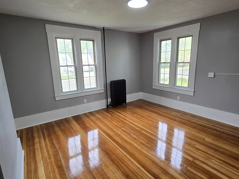 1075-1077 Worcester St #1077 — Photo 7