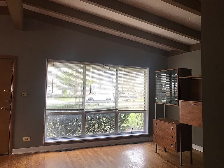 9132 New England Ave — Photo 9