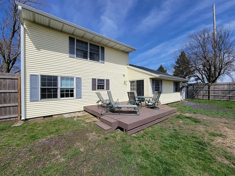 1801 Kenny Ave — Photo 14