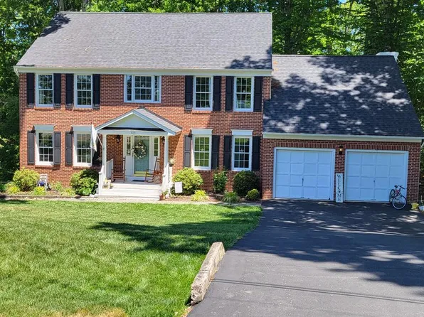 305 Ironside Cv, Stafford, VA 22554