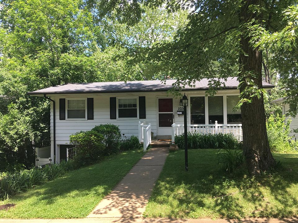 1st image of 1026 Diversey Dr