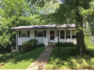 1026 Diversey Dr, Saint Louis, MO 63126