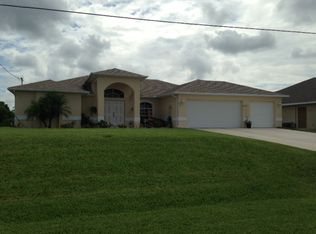 611 NW 3rd Pl, Cape Coral, FL 33993