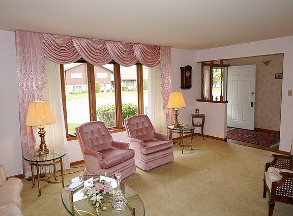 4th image of 18029 Connecticut Ct #18029