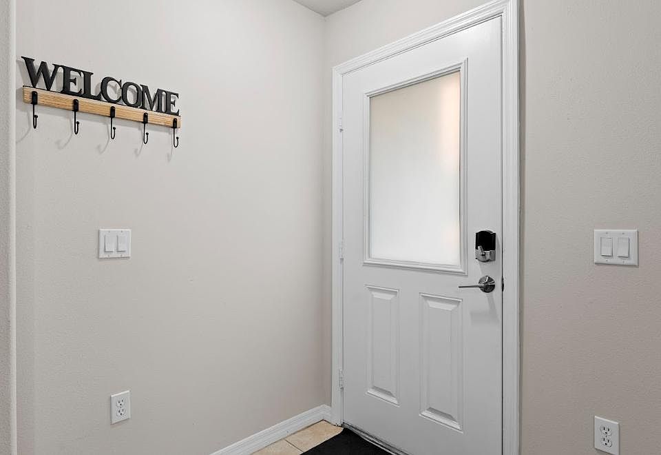 1st image of 2189 Harrison St #2149