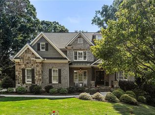 95 Hardeman Rd, Sandy Springs, GA 30342