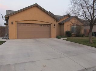 246 S Argyle Pl SW, Porterville, CA 93257