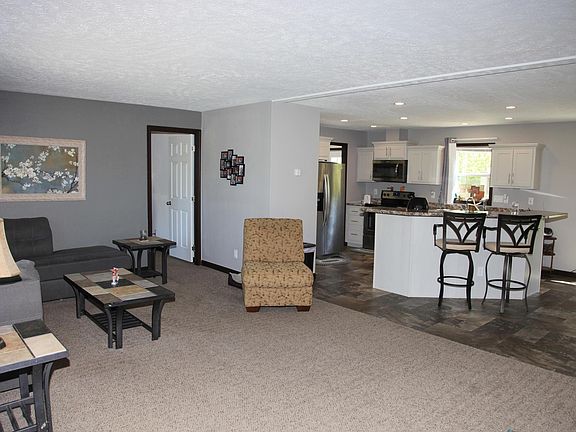 3rd image of 27378 Sandra K Rd