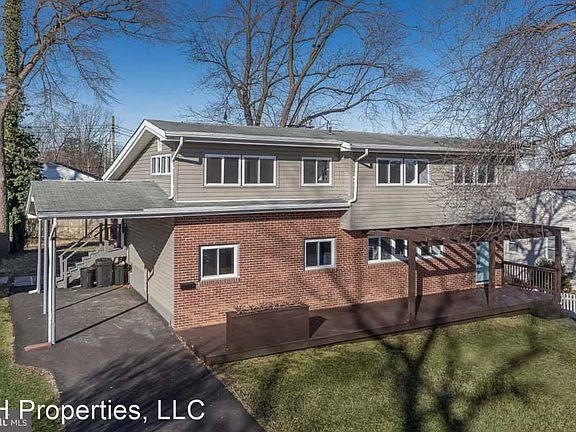 2nd image of 217 Coronet Dr