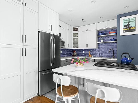 3rd image of 1 Tiffany Pl APT 3C