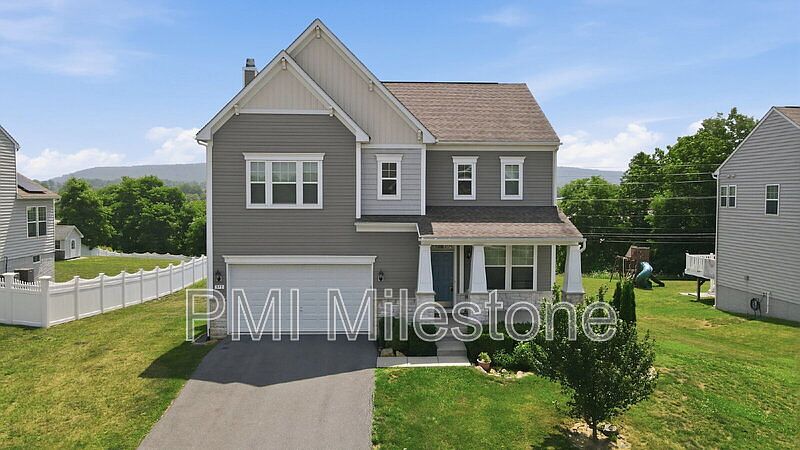 1st image of 371 Lookout Mountain Ct