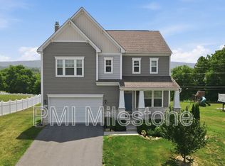 371 Lookout Mountain Ct, Harpers Ferry, WV 25425
