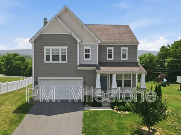 371 Lookout Mountain Ct, Harpers Ferry, WV 25425