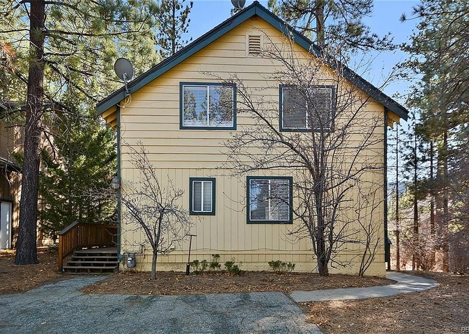 1st image of 42437 Tioga Dr