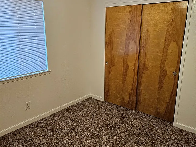 1748 E Beech Ave — Photo 8