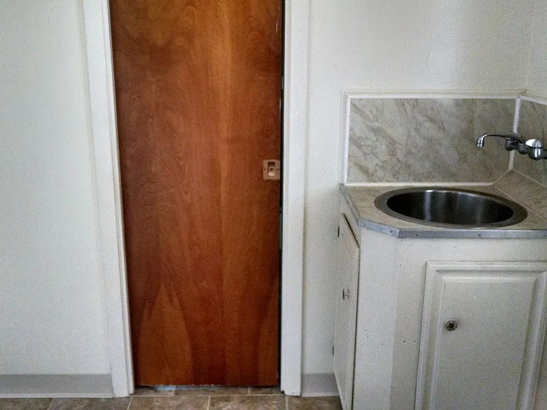 9785 McAnarlin Ave — Photo 9