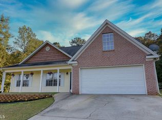 536 Brewer Dr, Locust Grove, GA 30248
