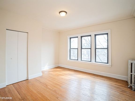 3rd image of 7959 S Paulina St #3
