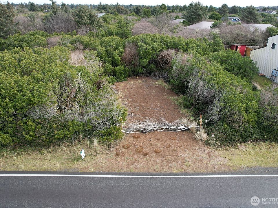 1st image of 942 Ocean Shores Boulevard SW