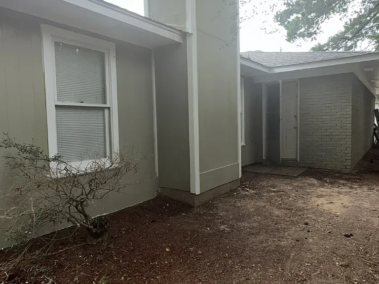 5850 Deer Trl — Photo 21