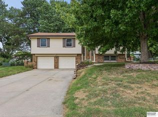 4924 N 117th Cir, Omaha, NE 68164