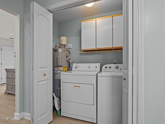 5th image of 121 Guthrie Drive