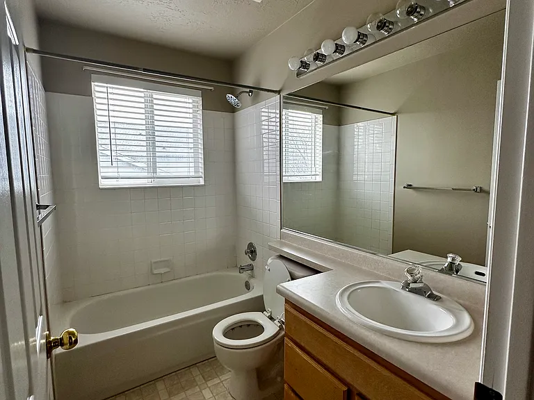 60 Spyglass Dr — Photo 18