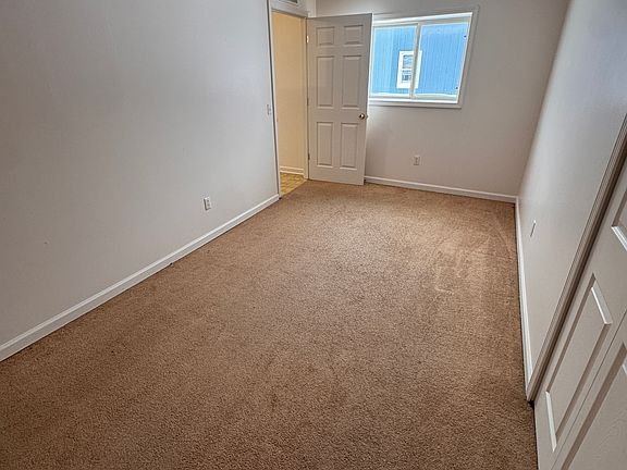 4th image of 4090 Huron St #6